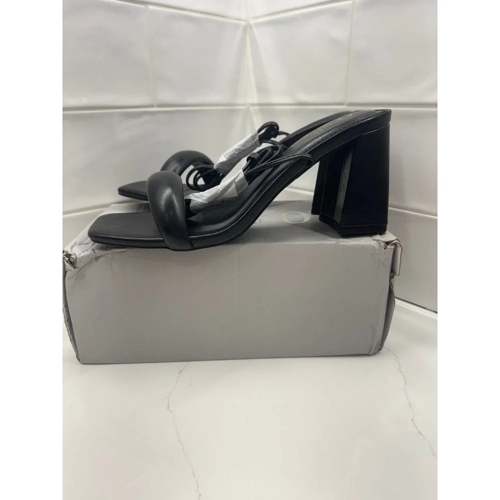 OLIVIA KAYDEN Black PU‎ Square Toe Block Heel Sandals Size 9